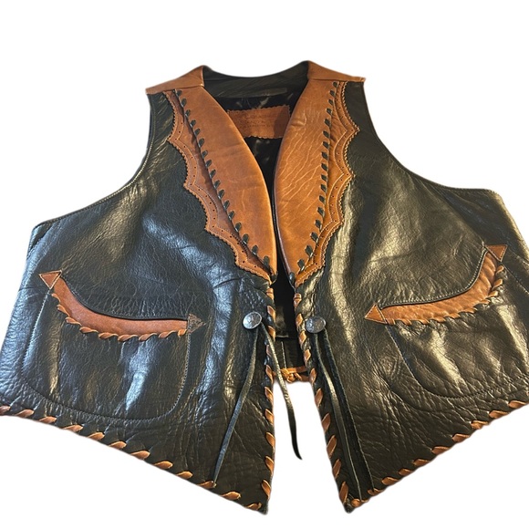 Vintage Leather Vest – Hand-Laced Western / Biker Style – Black & Brown - Picture 3 of 9